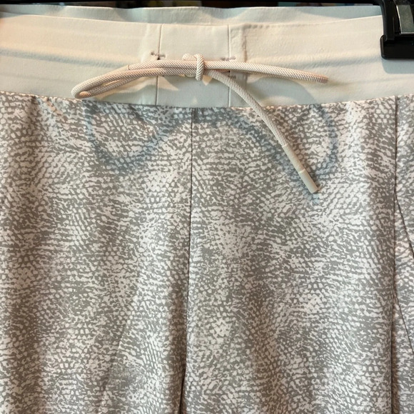 Athleta women’s printed venture pant size 6 - Picture 2 of 12